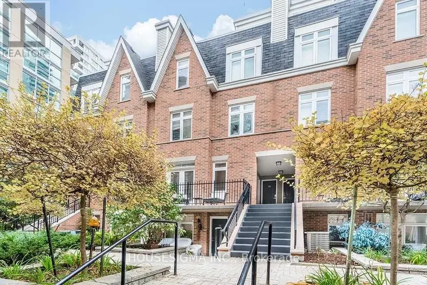 Townhouse at 25 - 83 LILLIAN STREET, Toronto