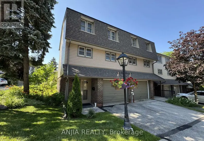 Townhouse at 7 PURPLE SAGEWAY, Toronto