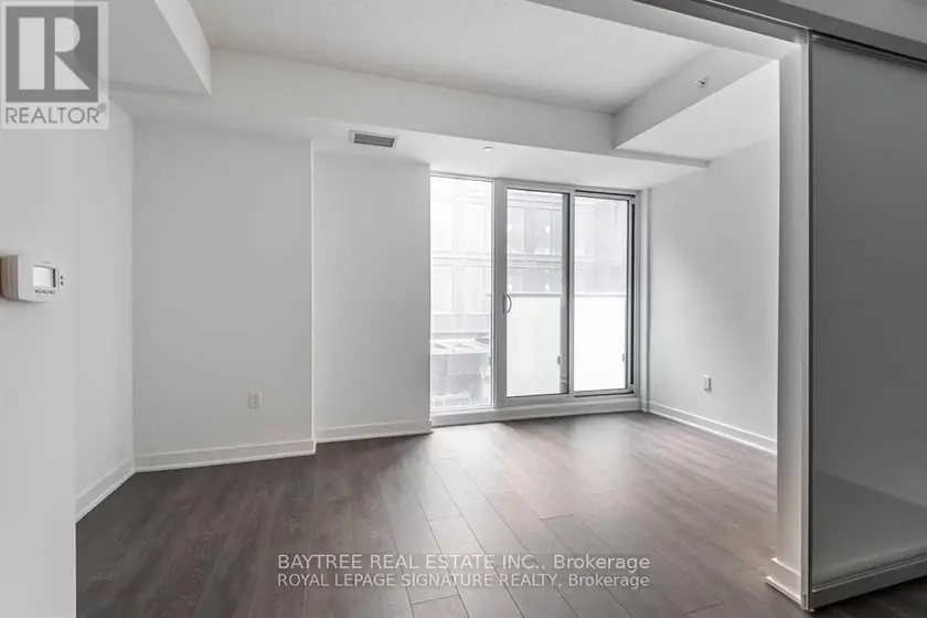 Apartment at 602 - 115 BLUE JAYS WAY, Toronto (Waterfront Communities)