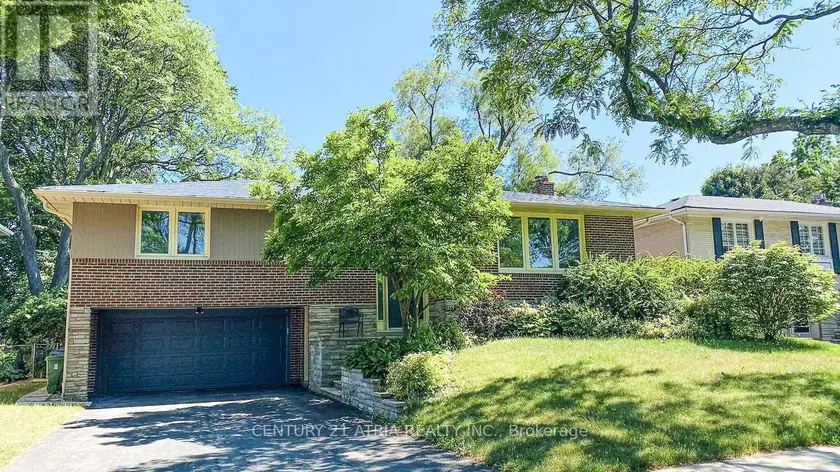 Detached at 11 DANVILLE DRIVE, Toronto (St. Andrew-Windfields)