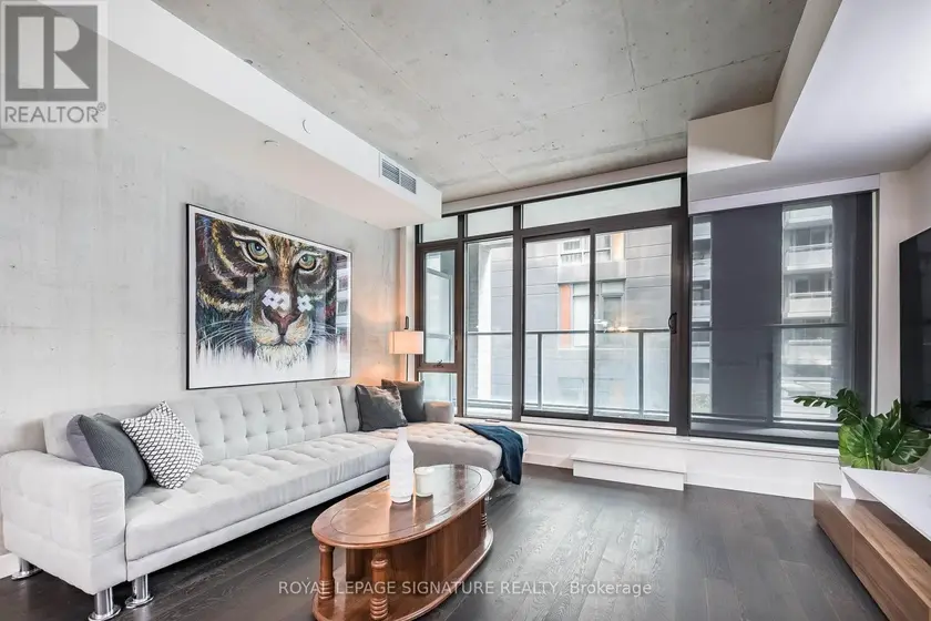 Apartment at 318 - 111 BATHURST STREET, Toronto (Waterfront Communities)