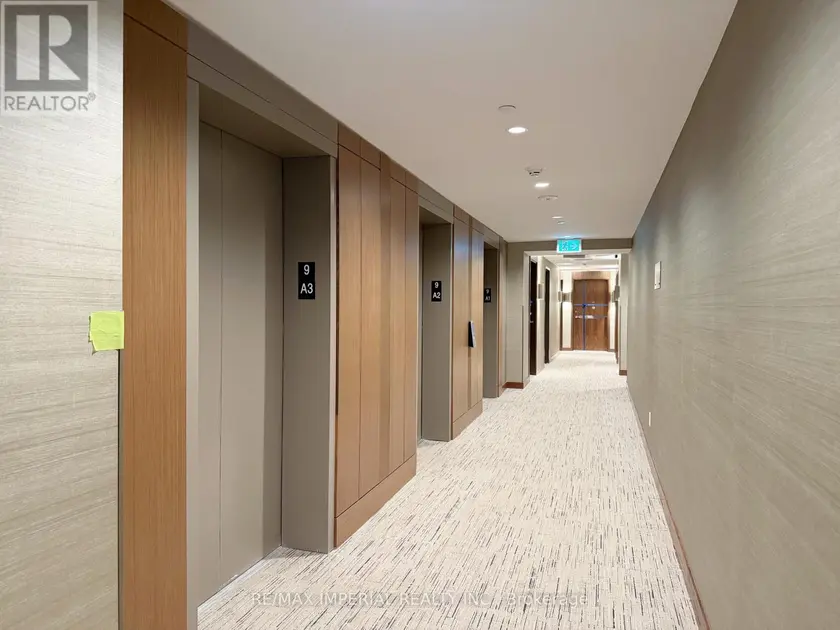 Apartment at 909 - 68 ESTHER SHINER BOULEVARD, Toronto (Bayview Village)