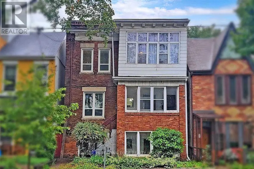 Multiplex at UPPER LEVEL - 233 BORDEN STREET, Toronto