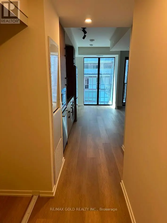 Apartment at 512 - 109 ERSKINE AVENUE, Toronto (Mount Pleasant West)