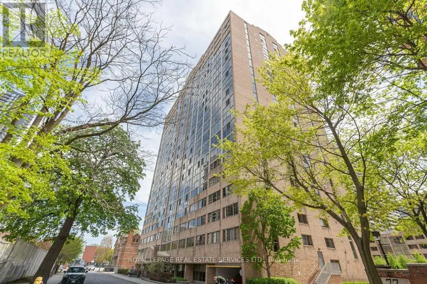 Apartment at 409 - 15 MAITLAND PLACE, Toronto