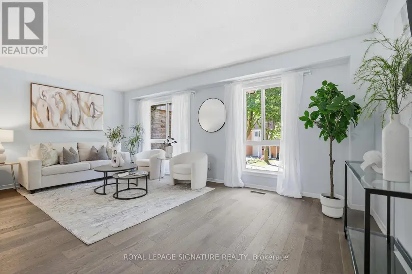 Semi-Detached/Link at 22 SNAPDRAGON DRIVE, Toronto