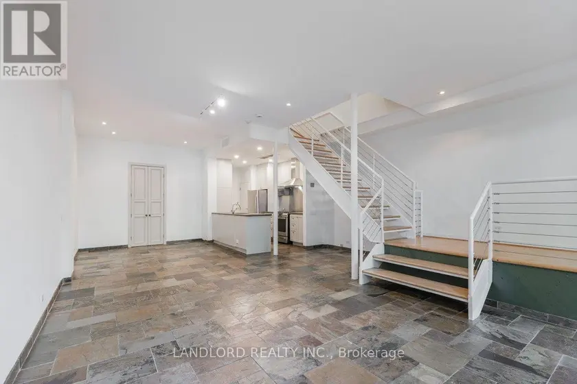 Apartment at 3 - 33 PRICE STREET, Toronto (Rosedale-Moore Park)
