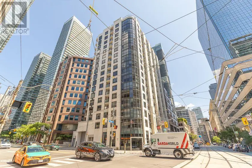 Apartment at 611 - 801 BAY STREET, Toronto