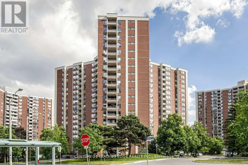 Apartment at 304 - 5 VICORA LINKWAY, Toronto