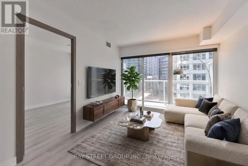 Apartment at 903 - 17 BATHURST STREET, Toronto
