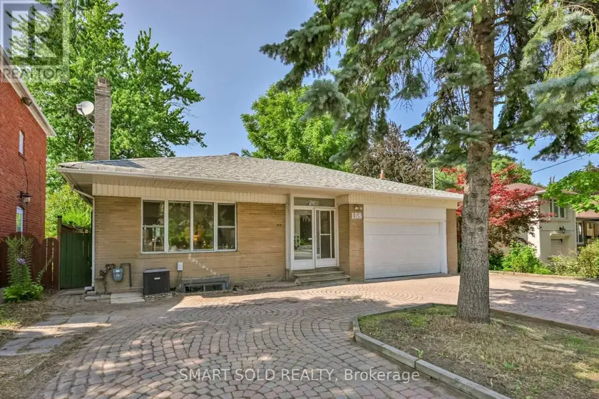 Detached at 158 YORK MILLS ROAD, Toronto (St. Andrew-Windfields)