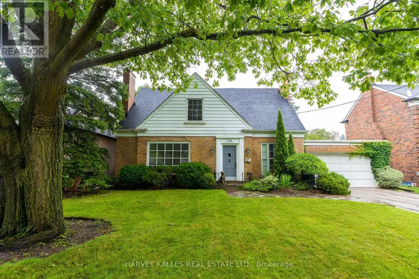 Detached at 536 BLYTHWOOD ROAD, Toronto