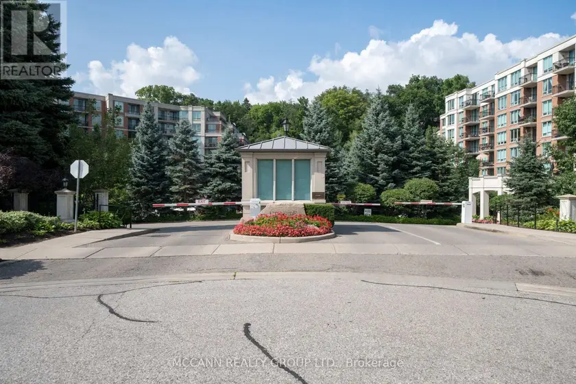 Apartment at 221 - 28 WILLIAM CARSON CRESCENT, Toronto