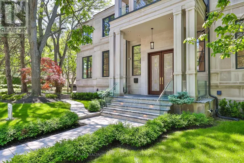 Detached at 27 PENWOOD CRESCENT, Toronto