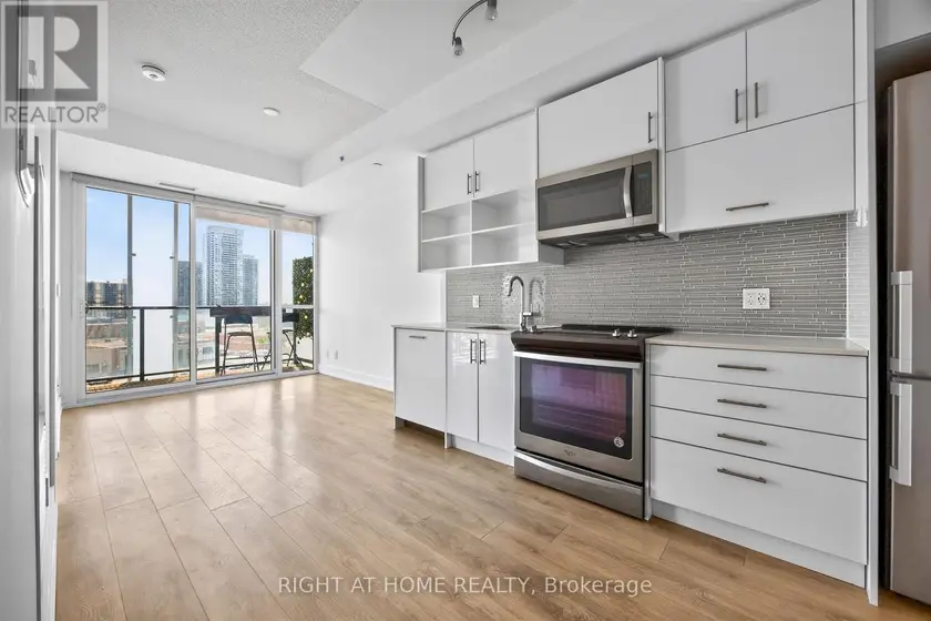 Apartment at 712 - 128 FAIRVIEW MALL DRIVE, Toronto