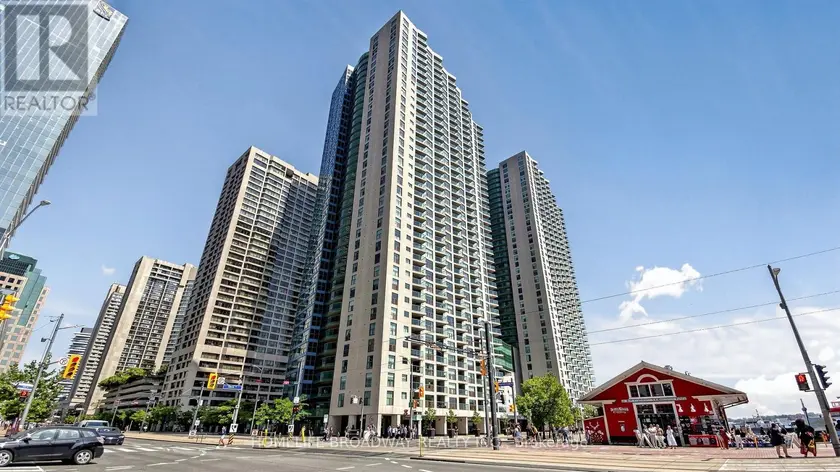 Apartment at 3507 - 77 HARBOUR SQUARE, Toronto (Waterfront Communities)
