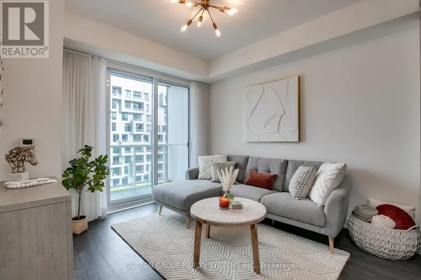 Apartment at 910 - 80 VANAULEY STREET, Toronto