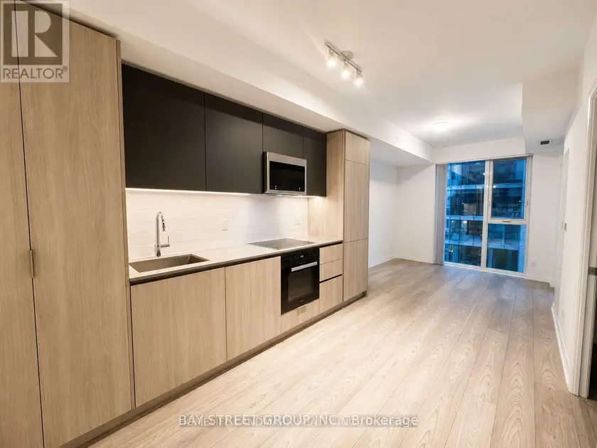 Apartment at 1012 - 400 KING STREET W, Toronto