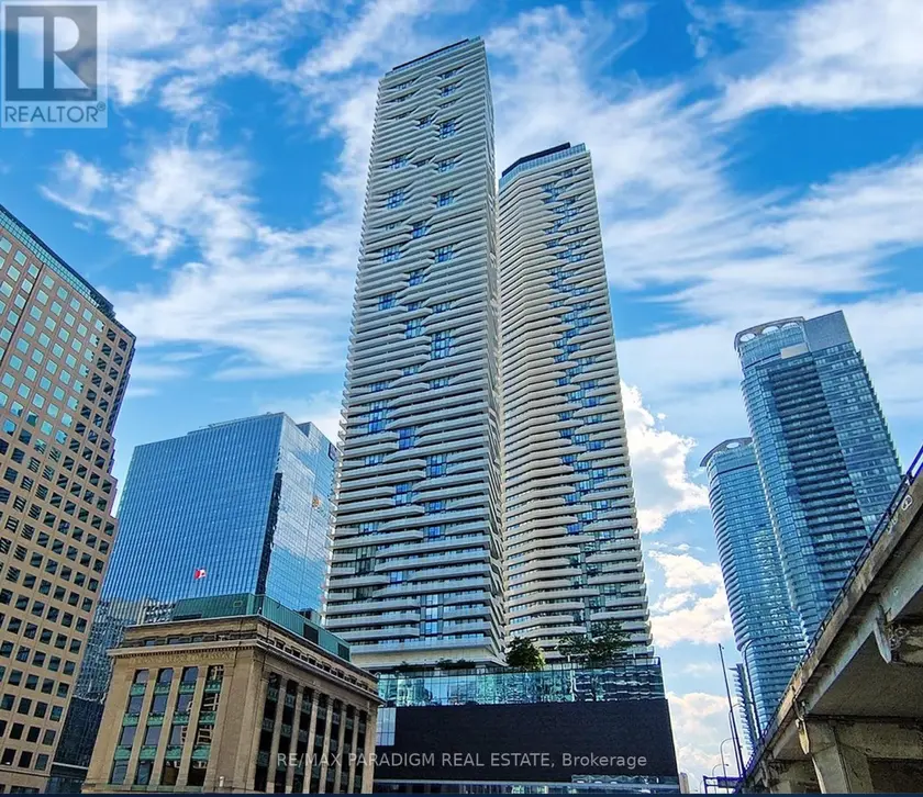 Apartment at 6002 - 100 HARBOUR STREET, Toronto (Waterfront Communities)