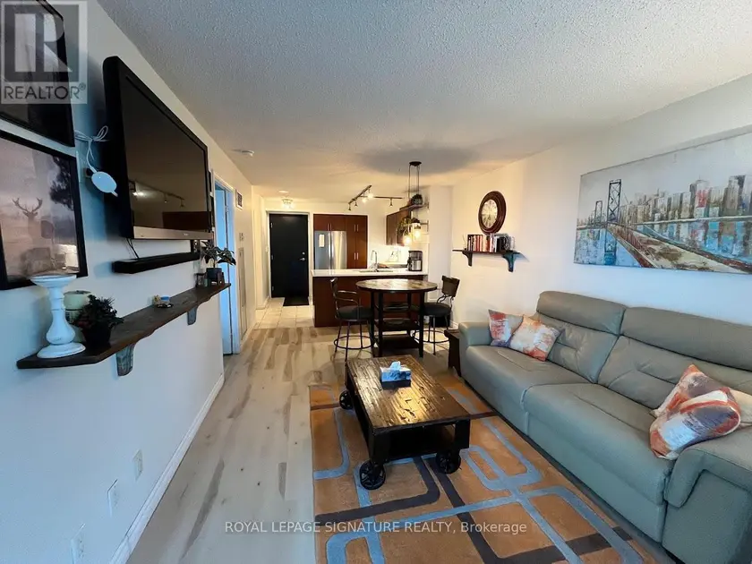 Apartment at 812 - 410 QUEENS QUAY W, Toronto