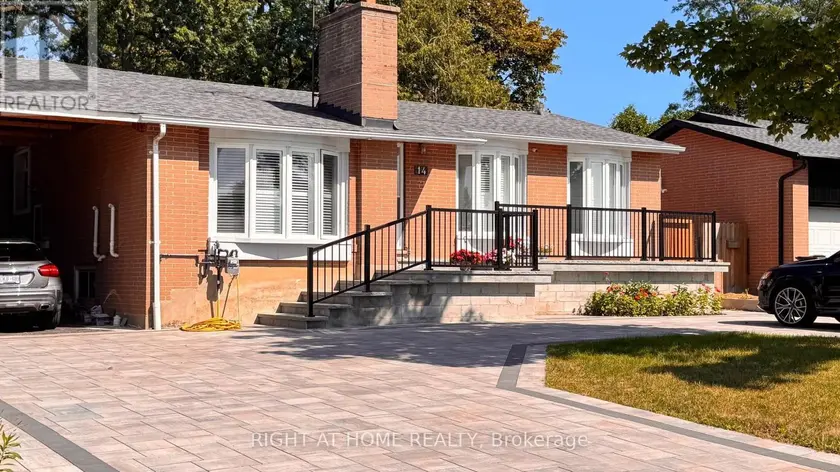 Detached at 14 PTARMIGAN, Toronto