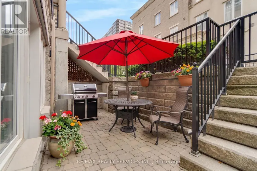 Townhouse at 632 - 38 WESTERN BATTERY ROAD, Toronto