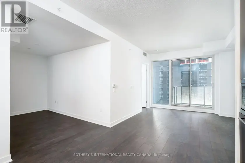 Apartment at 1503 - 125 BLUE JAYS WAY, Toronto