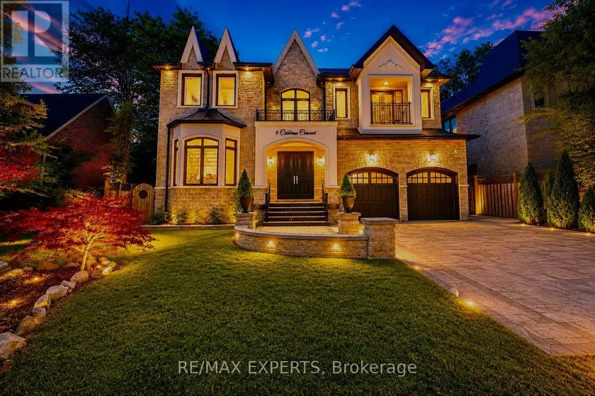 Detached at 9 CALDERON CRESCENT, Toronto (Newtonbrook West)