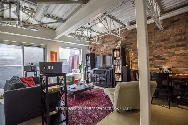 Apartment at 4D - 483 QUEEN STREET, Toronto (Waterfront Communities)