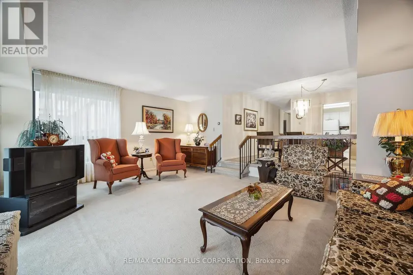 Apartment at 902 - 62 WELLESLEY STREET W, Toronto
