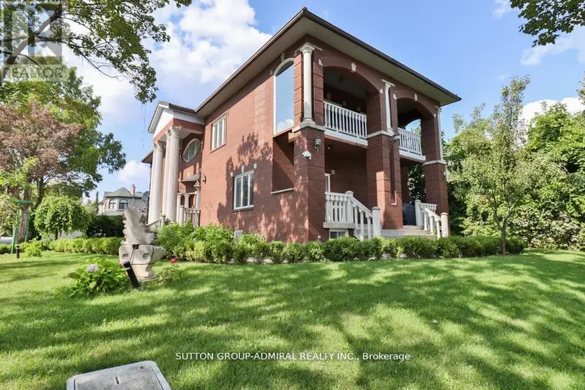 Detached at 116 GOULDING AVENUE, Toronto