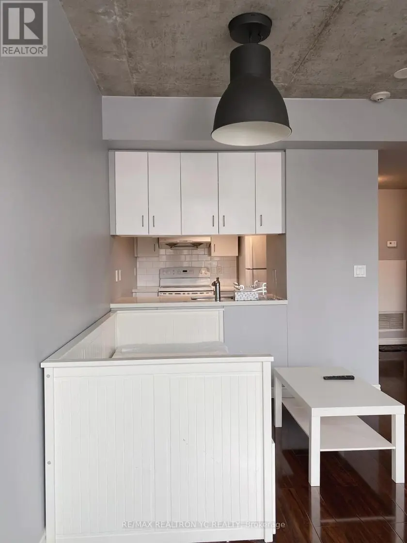 Apartment at 705 - 285 MUTUAL STREET, Toronto (Church-Yonge Corridor)