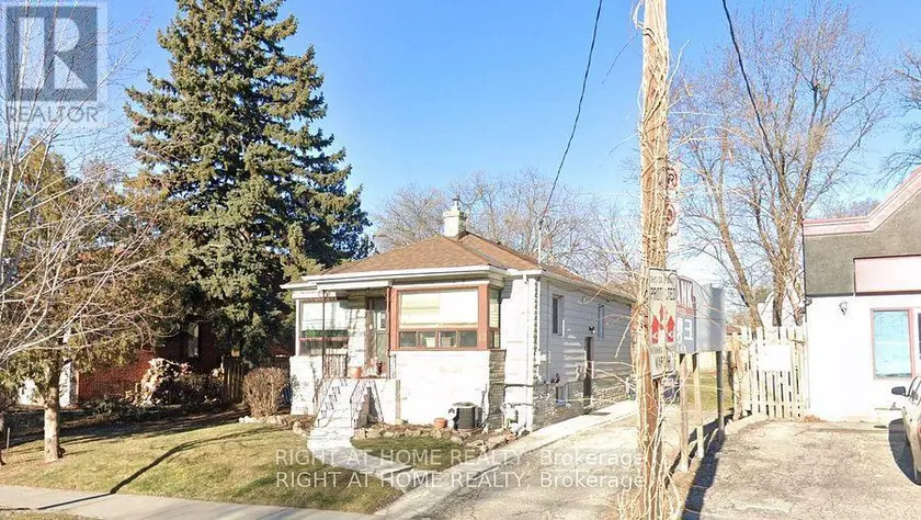 Detached at 12 CONNAUGHT AVENUE, Toronto (Newtonbrook West)