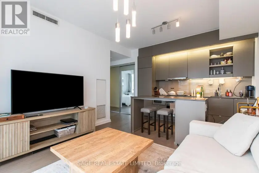 Apartment at Unit 3308