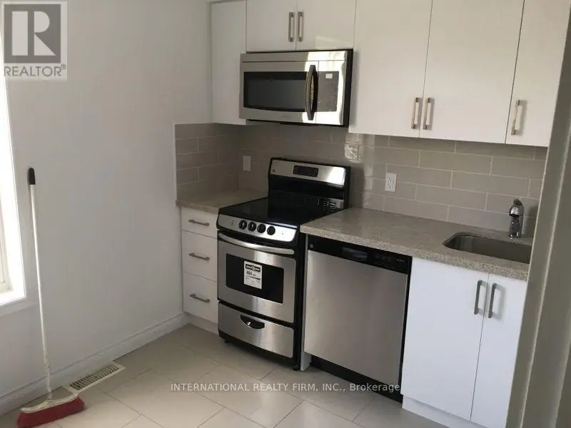 Semi-Detached/Link at UNIT 2 - 161 MONTROSE AVENUE, Toronto