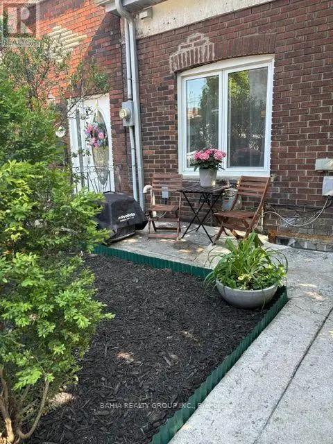 Townhouse at 687 RICHMOND STREET W, Toronto (Niagara)