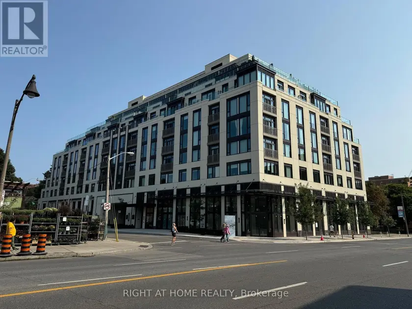 Apartment at 318 - 3 STRATHGOWAN AVENUE, Toronto