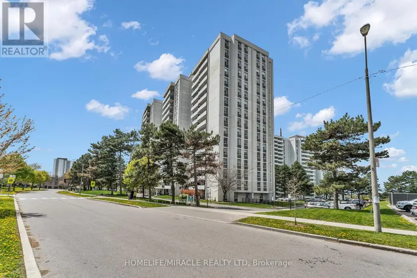 Apartment at 1611 - 20 FOREST MANOR ROAD, Toronto