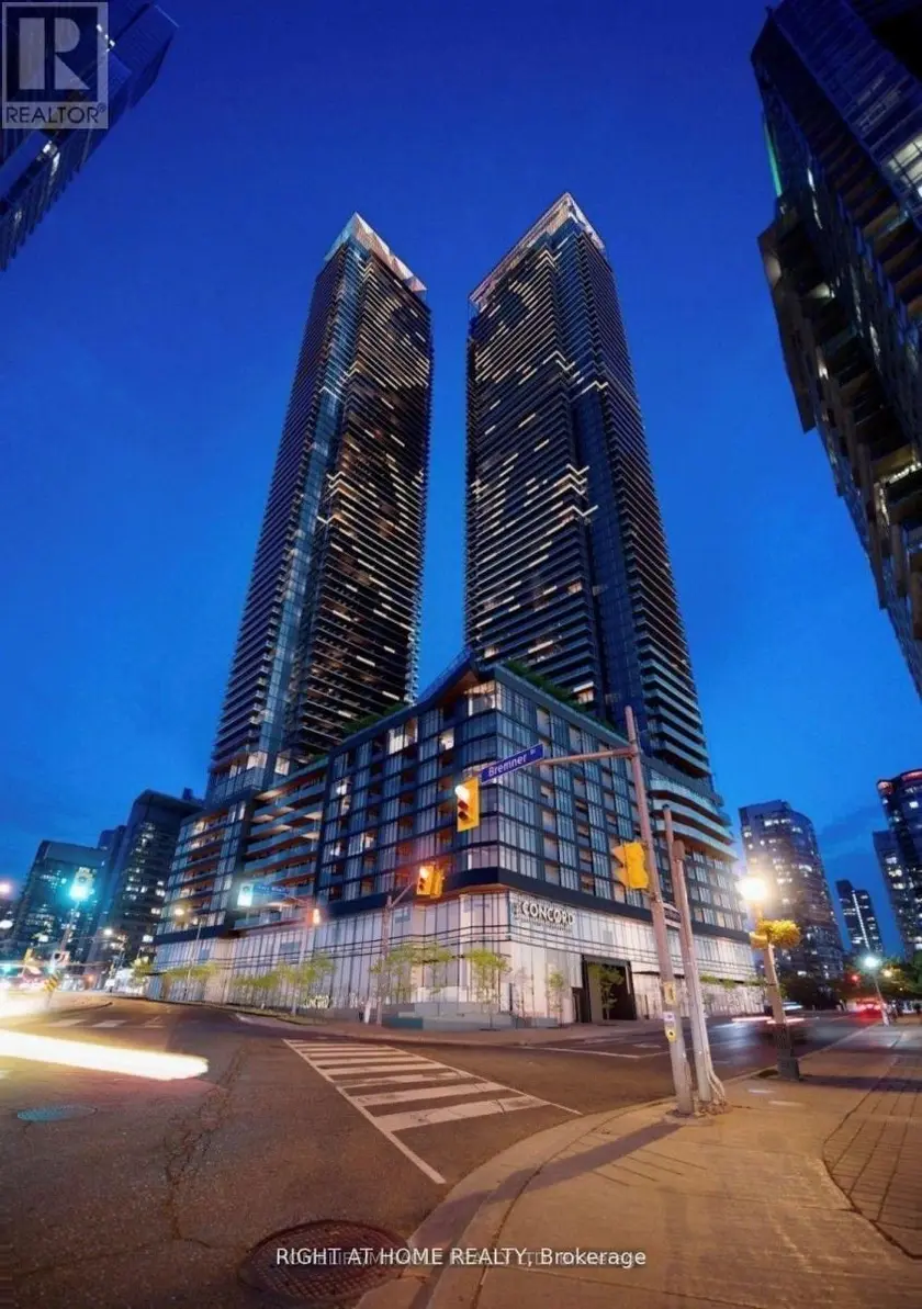 Apartment at 316 - 1 CONCORD CITYPLACE WAY, Toronto