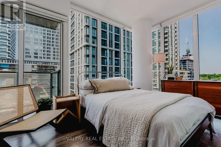 Apartment at 712 - 195 REDPATH AVENUE, Toronto