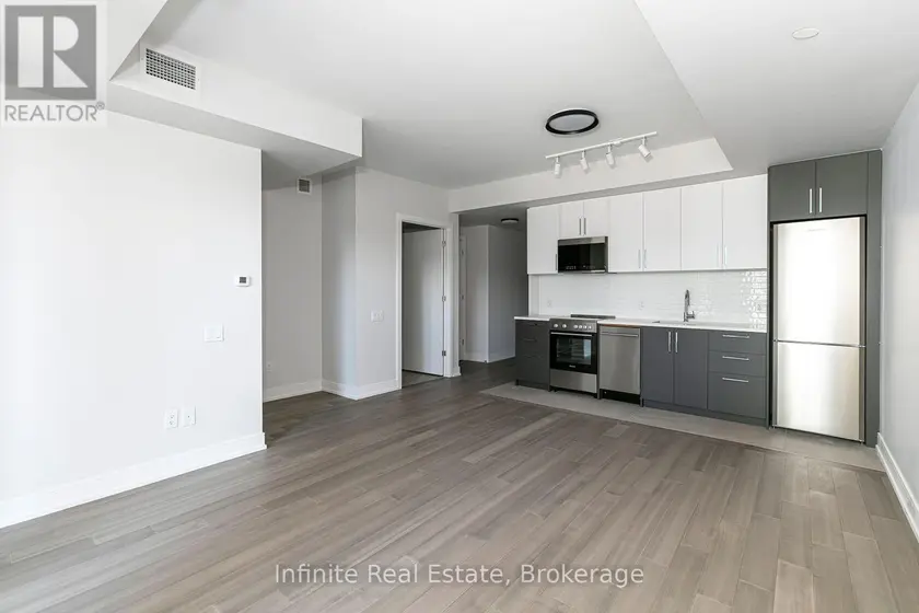 Apartment at 301 - 664 SPADINA AVENUE, Toronto