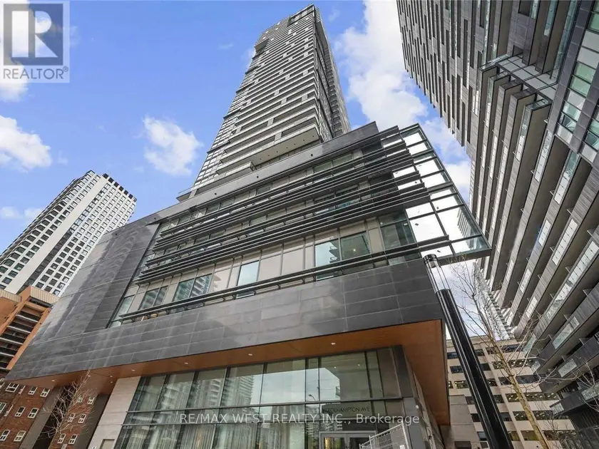 Apartment at 4603 - 39 ROEHAMPTON AVENUE, Toronto