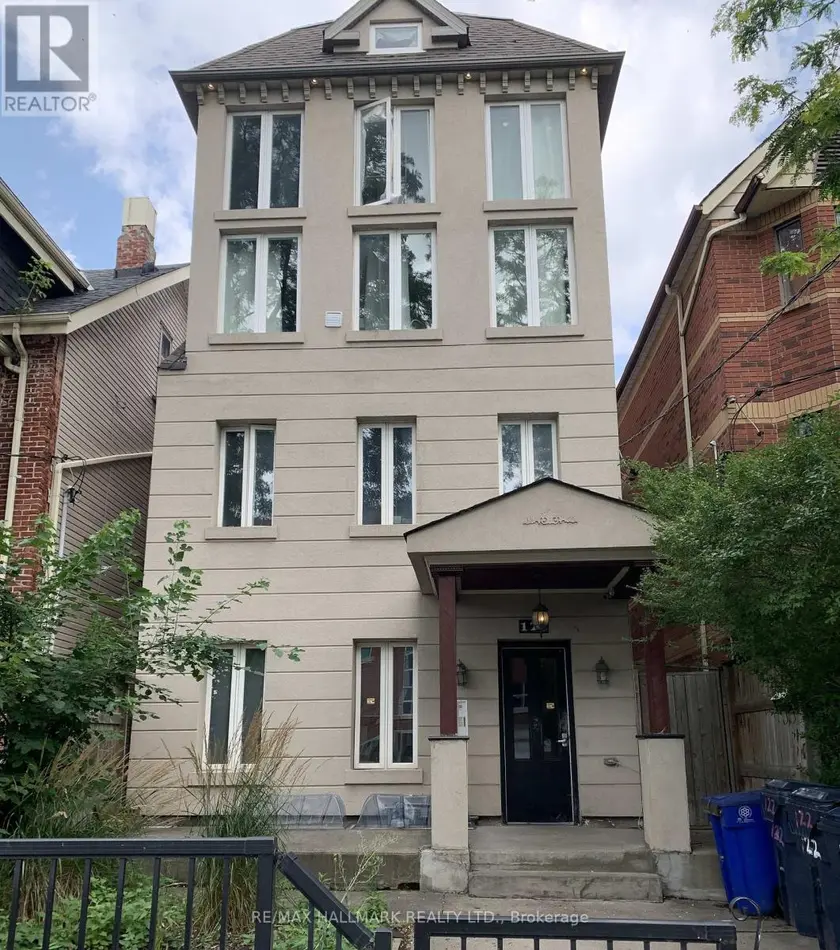 Detached at 2 - 122 BALDWIN STREET, Toronto