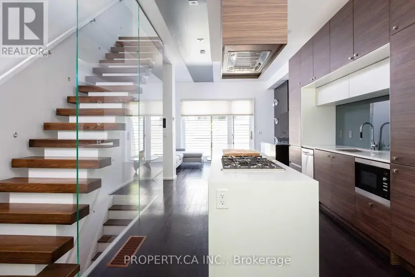 Townhouse at 238 MANNING AVENUE, Toronto (Trinity-Bellwoods)