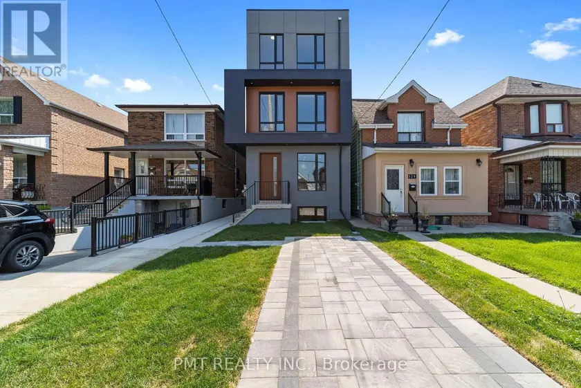 Detached at 1FM - 531 DELAWARE AVENUE N, Toronto