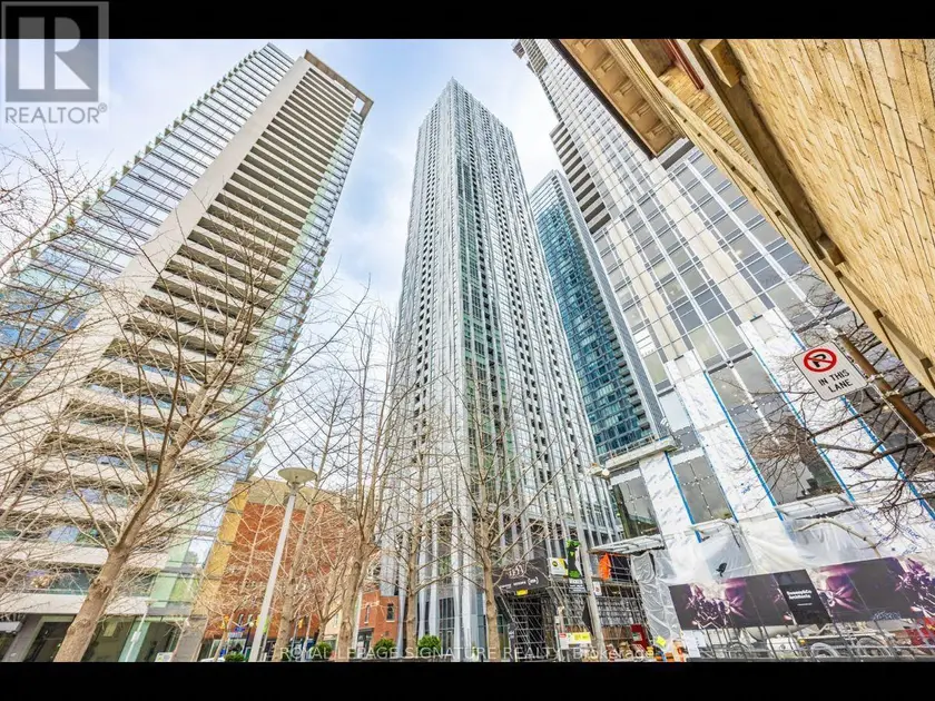 Apartment at 3203 - 1 YORKVILLE AVENUE, Toronto