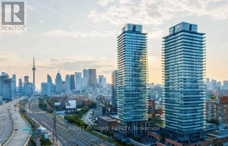 Apartment at 1708 - 70 DISTILLERY LANE, Toronto