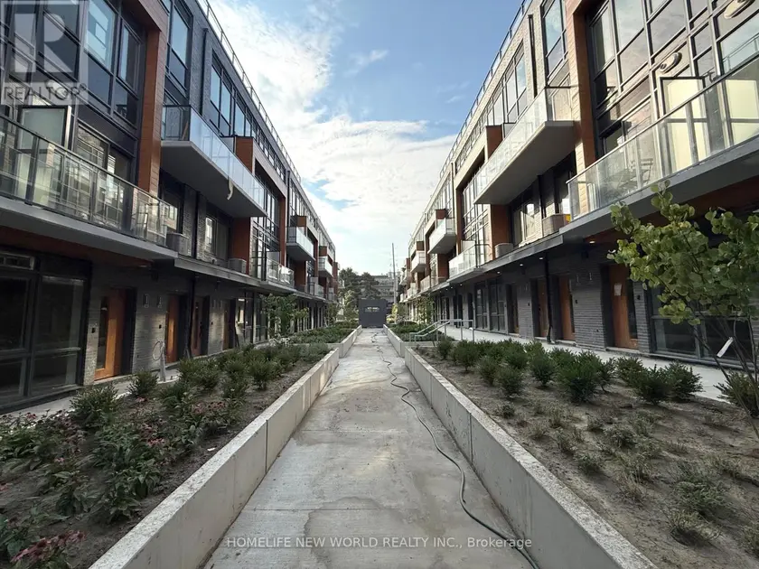 Townhouse at 110 - 69 CURLEW DRIVE, Toronto