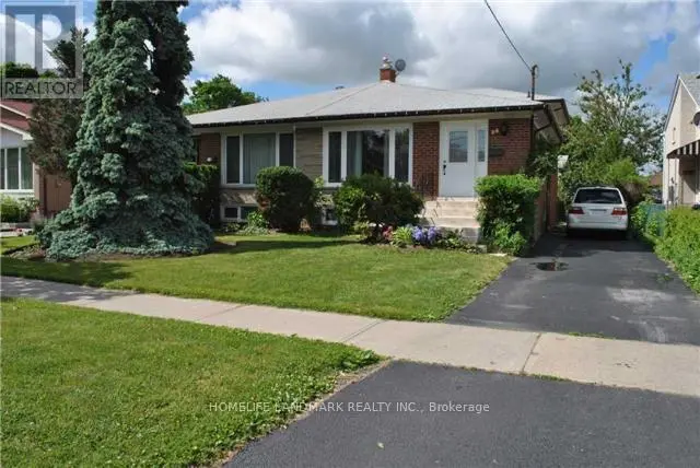 Semi-Detached/Link at 28 ROYWOOD DRIVE, Toronto