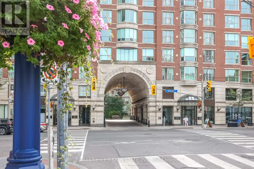 Apartment at 305 - 38 AVENUE ROAD, Toronto